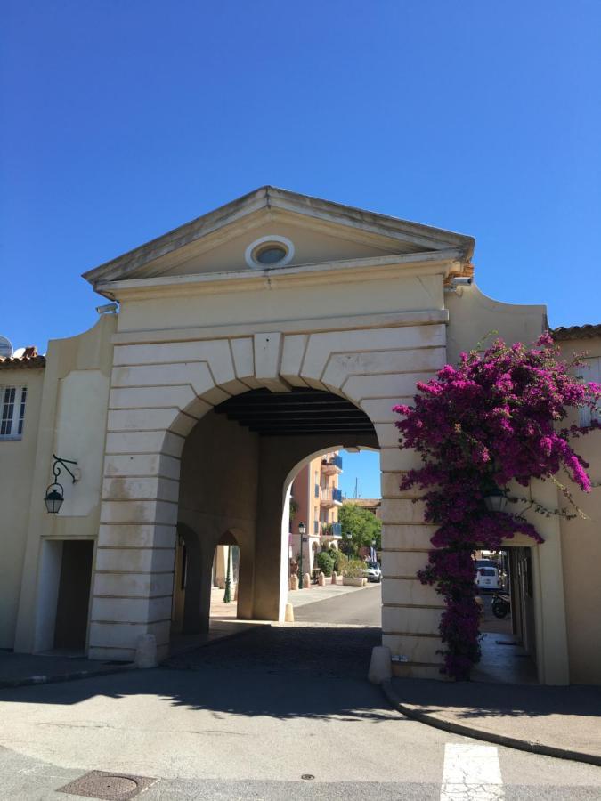 Apartment Port Grimaud Exteriör bild